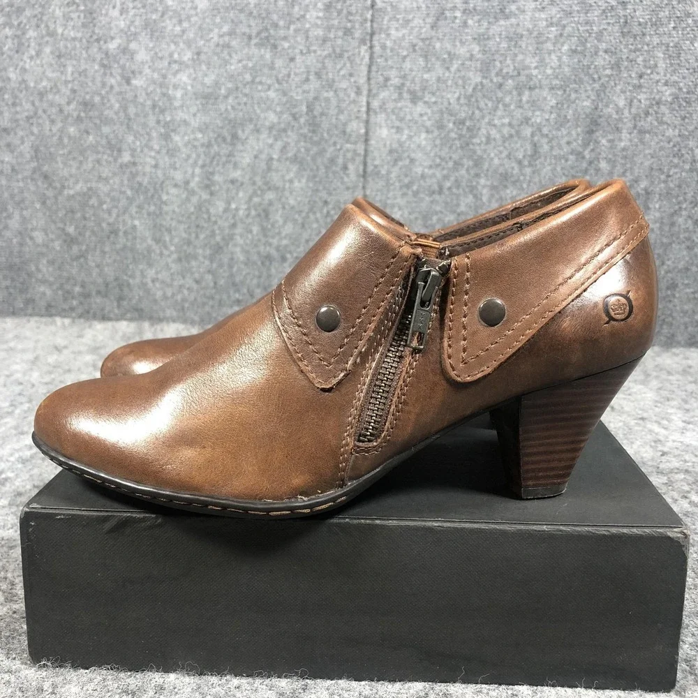 Born‎ Ankle Booties Womens 9 Brown Leather Zip Cone Heel Casual Boots W62426